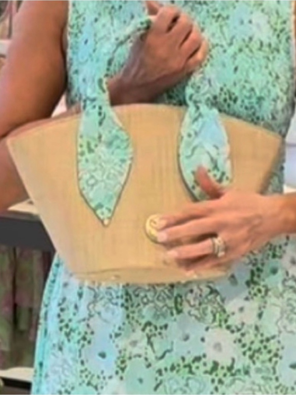 Lilly Pulitzer, NWTs Woven Straw Floral Tote with Green Scarf Handles w scarfs - Picture 4 of 7